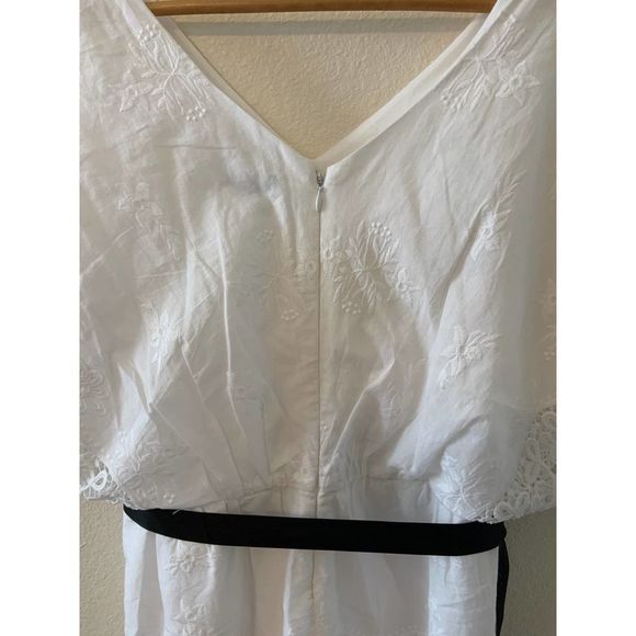 Sold ANN TAYLOR Lace White Dress 6 - Picture 6 of 10